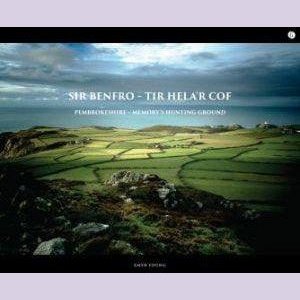 Sir Benfro - Tir Hela'r Cof Emyr Young Welsh books - Welsh Gifts - Welsh Crafts - Siop y Pethe
