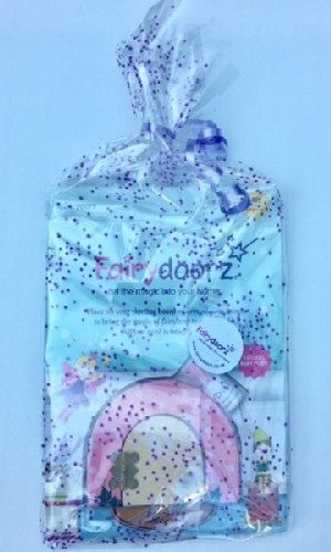 Adventures Through the Fairy Door: Sophie Finds a Fairy Door Gift Pack - Laura Sheldon - Siop y Pethe