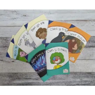 Tric a Chlic: Cam 2 – Set o Lyfrau (English Medium Schools)
