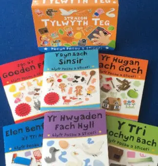 Pecyn Posau a Sticeri: Straeon Tylwyth Teg
