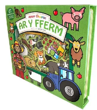 Amser Chwarae: Ar y Fferm / Let’s Pretend: On the Farm